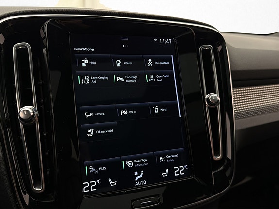 Volvo XC40 22 of 30