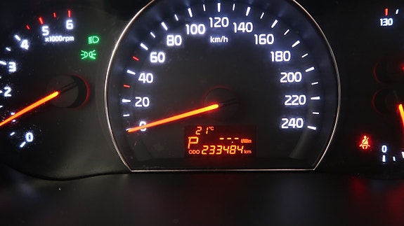 Kia Sorento 13 of 17