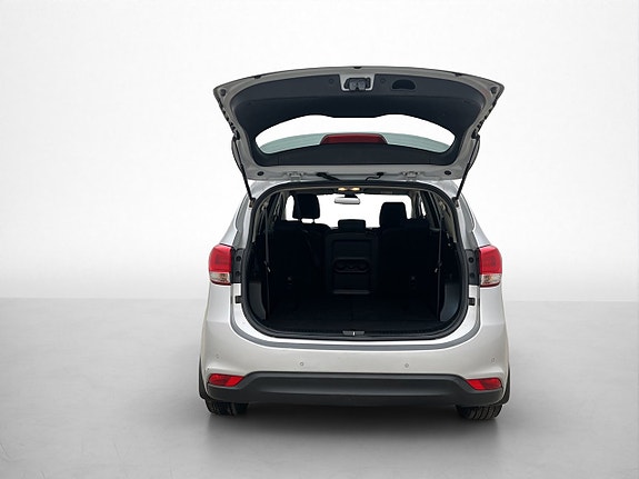 Kia Carens 22 of 27