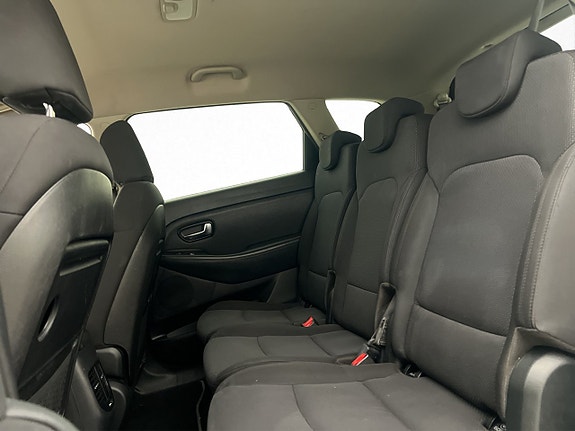 Kia Carens 20 of 27