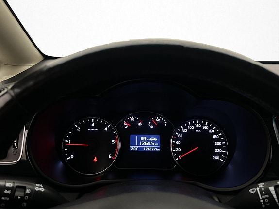 Kia Carens 15 of 27