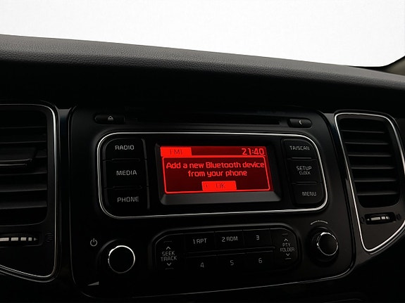 Kia Carens 18 of 27