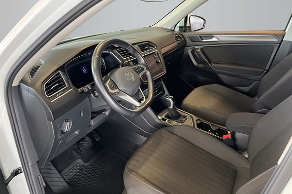 Volkswagen Tiguan Allspace 10 of 17
