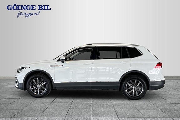Volkswagen Tiguan Allspace 5 of 17