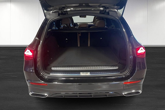 Mercedes-Benz E300 de 17 of 18