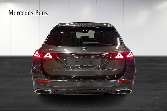 Mercedes-Benz E300 de 18 of 18