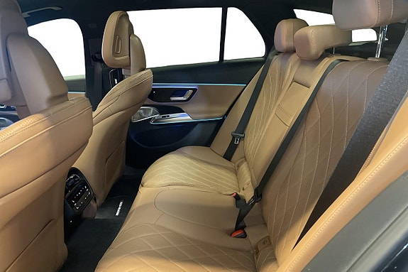 Mercedes-Benz E300 de 11 of 18
