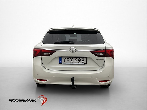 Toyota Avensis 7 of 30