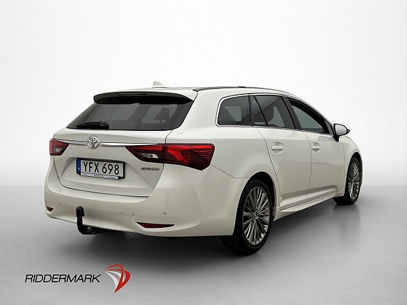 Toyota Avensis 8 of 30