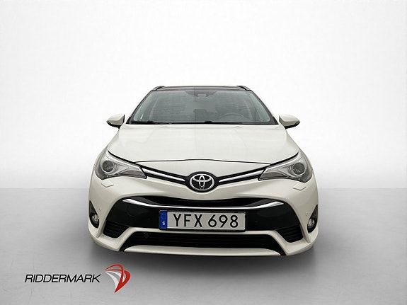 Toyota Avensis 2 of 30