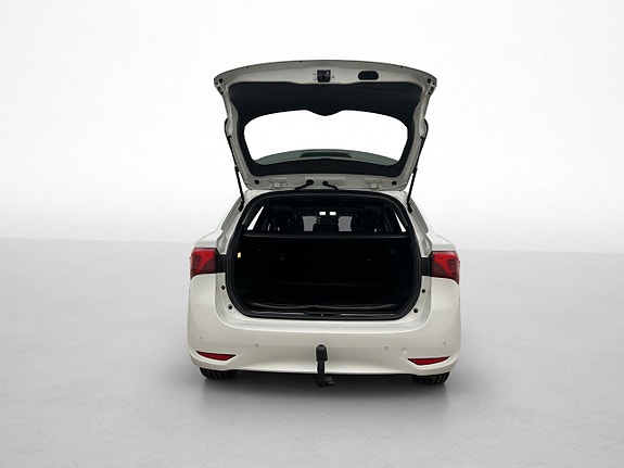 Toyota Avensis 27 of 30