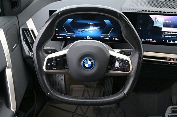 BMW iX 7 of 27