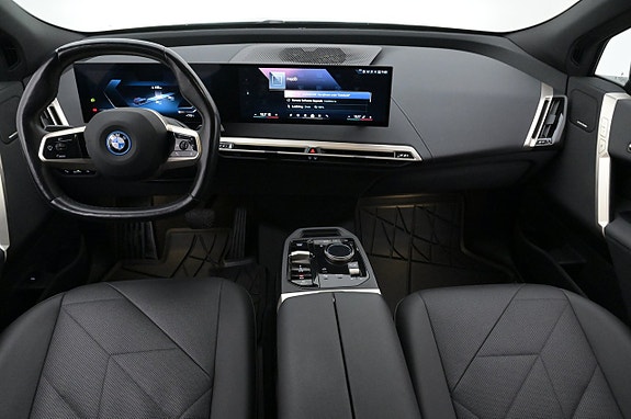 BMW iX 6 of 27