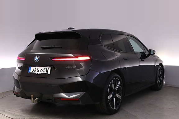 BMW iX 5 of 27