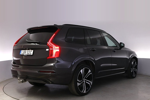 Volvo XC90 5 of 27