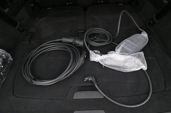 Volvo XC90 24 of 27