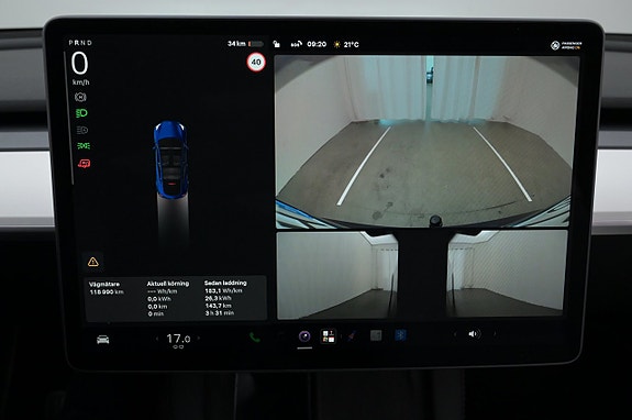 Tesla Model Y 18 of 27