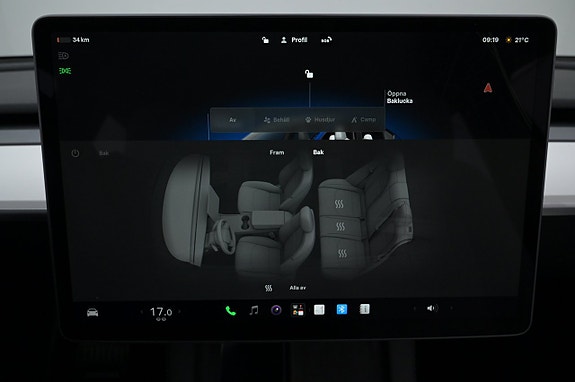 Tesla Model Y 21 of 27