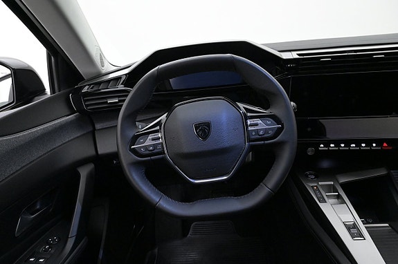 Peugeot 308 7 of 27