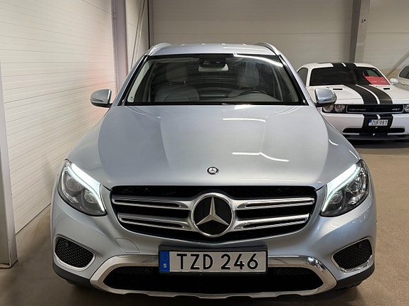 Mercedes-Benz GLC250 d 9 of 22