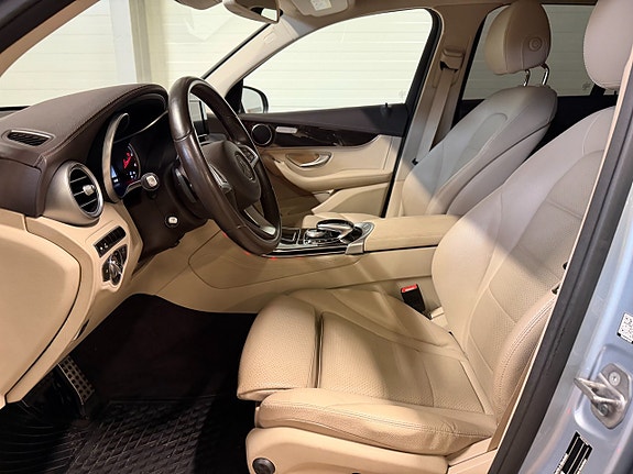 Mercedes-Benz GLC250 d 15 of 22