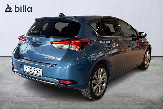 Toyota Auris 19 of 23