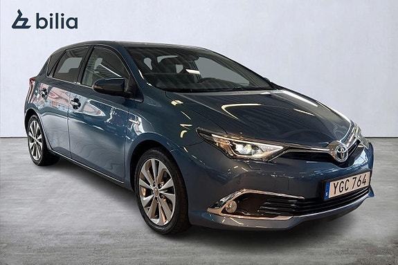 Toyota Auris 21 of 23
