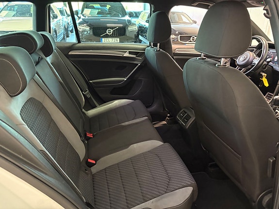 Volkswagen Golf I 18 of 20