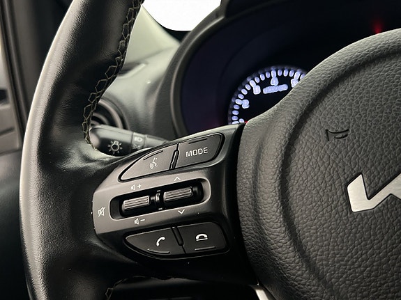 Kia Picanto 13 of 30