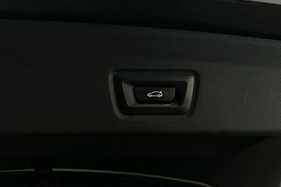 BMW i4 15 of 28