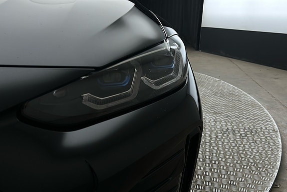 BMW i4 11 of 28