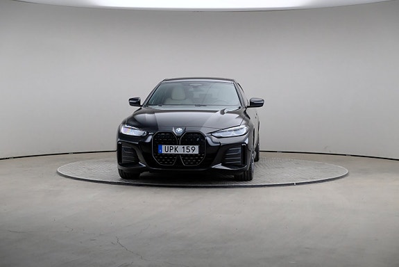 BMW i4 3 of 28