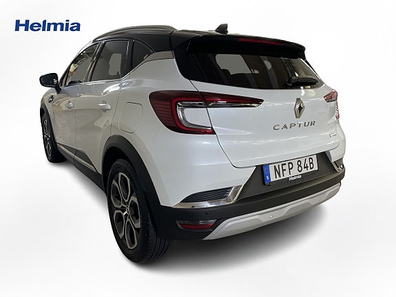 Renault Captur 3 of 8