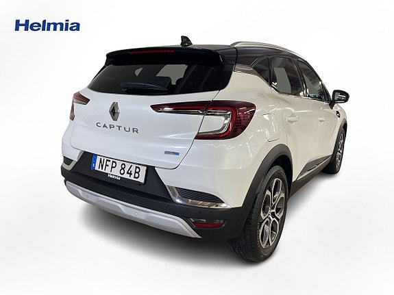 Renault Captur 5 of 8