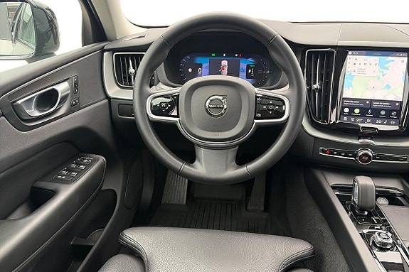Volvo XC60 11 of 21