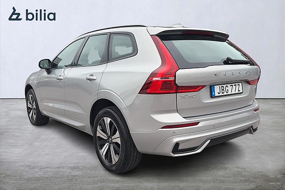 Volvo XC60 2 of 21
