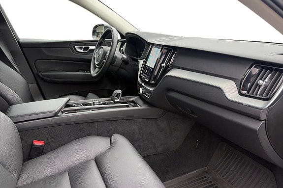 Volvo XC60 7 of 21