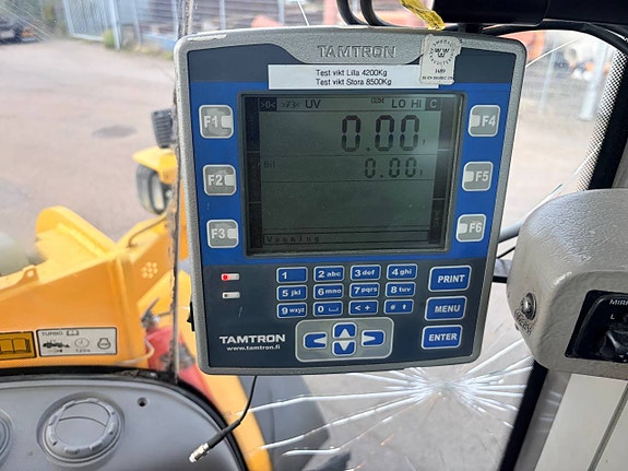 Volvo L120G 10 of 12