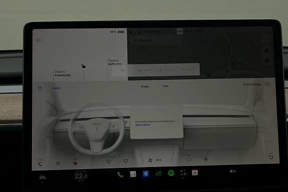 Tesla Model Y 20 of 26