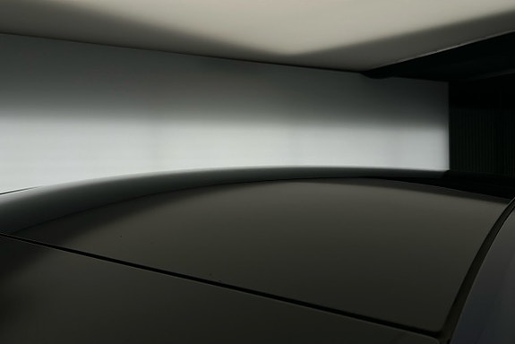 Tesla Model Y 19 of 26