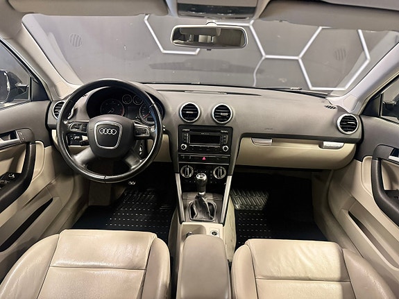 Audi A3 8 of 13