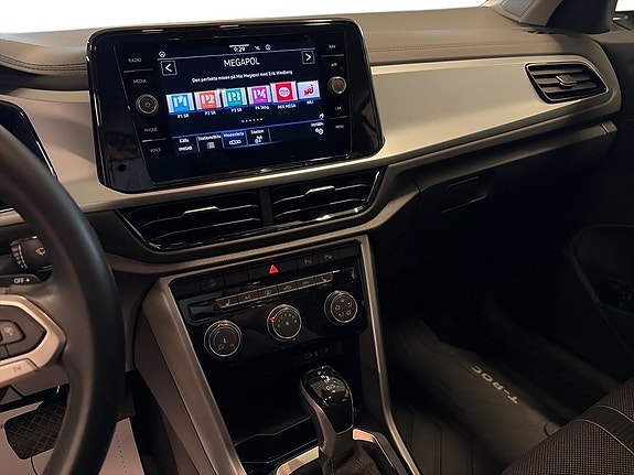 Volkswagen T-Roc 7 of 11