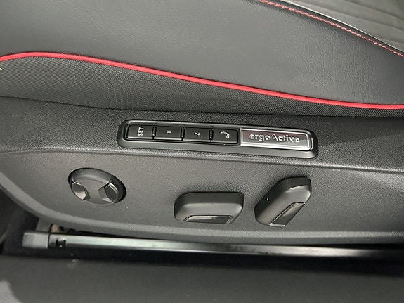 Volkswagen ID.4 GTX 12 of 25