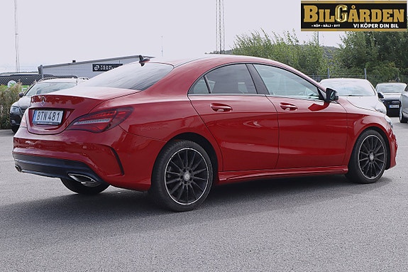 Mercedes-Benz CLA250 4 of 16