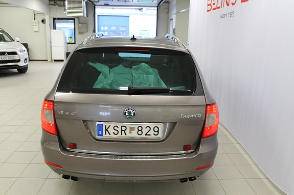 Skoda Superb 5 of 10