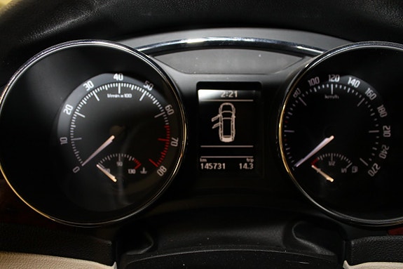 Skoda Superb 9 of 10