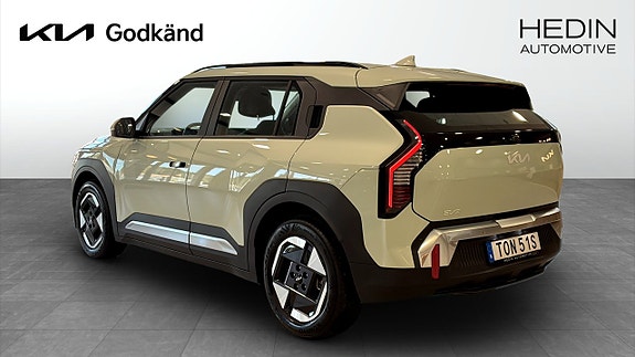 Kia EV3 6 of 12