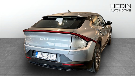 Kia EV6 2 of 9