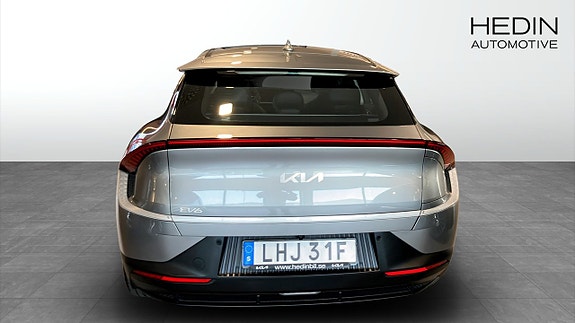 Kia EV6 7 of 9