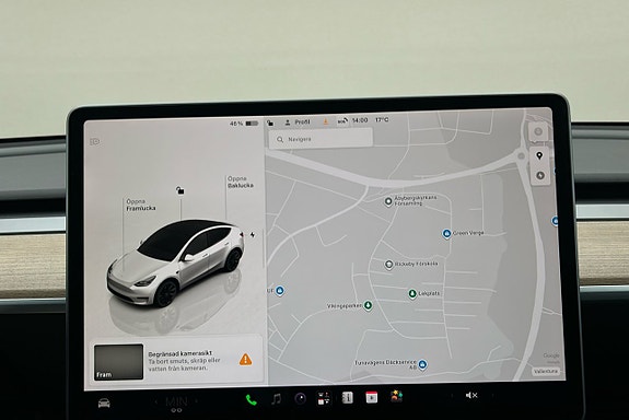 Tesla Model Y 7 of 26